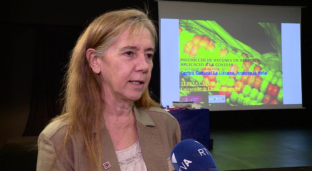 La bioenginyera Teresa Capell explica com van fabricar la vacuna contra la Covid-19