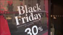  Black Friday compagina les compres en línia amb les tradicionals compres presencials