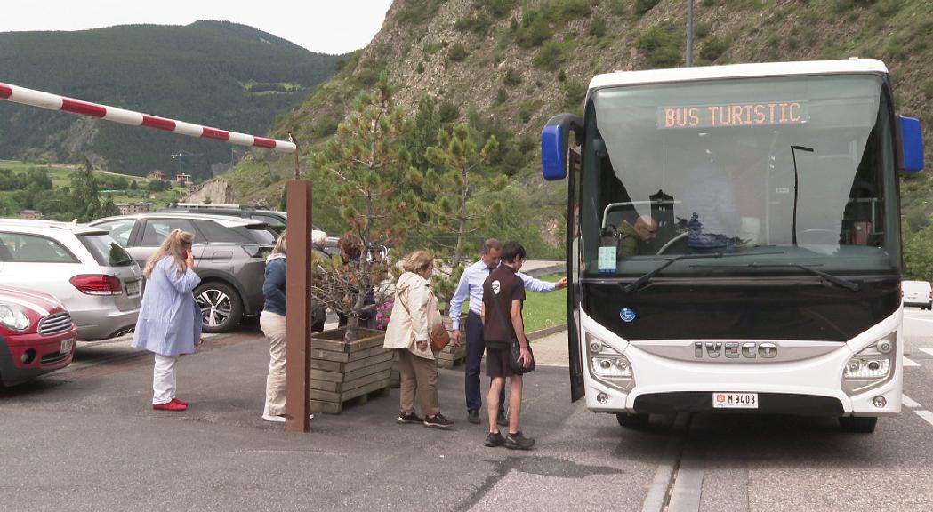 Bus turístic fins al 15 de setembre