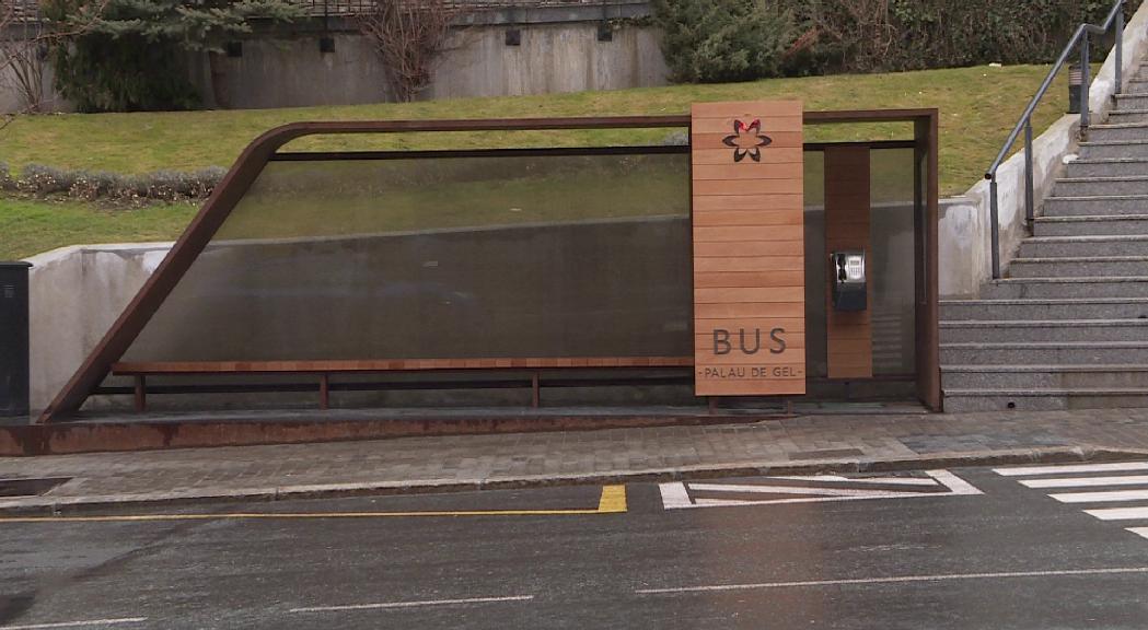 Canillo atura el bus intraparroquial per la manca de turisme