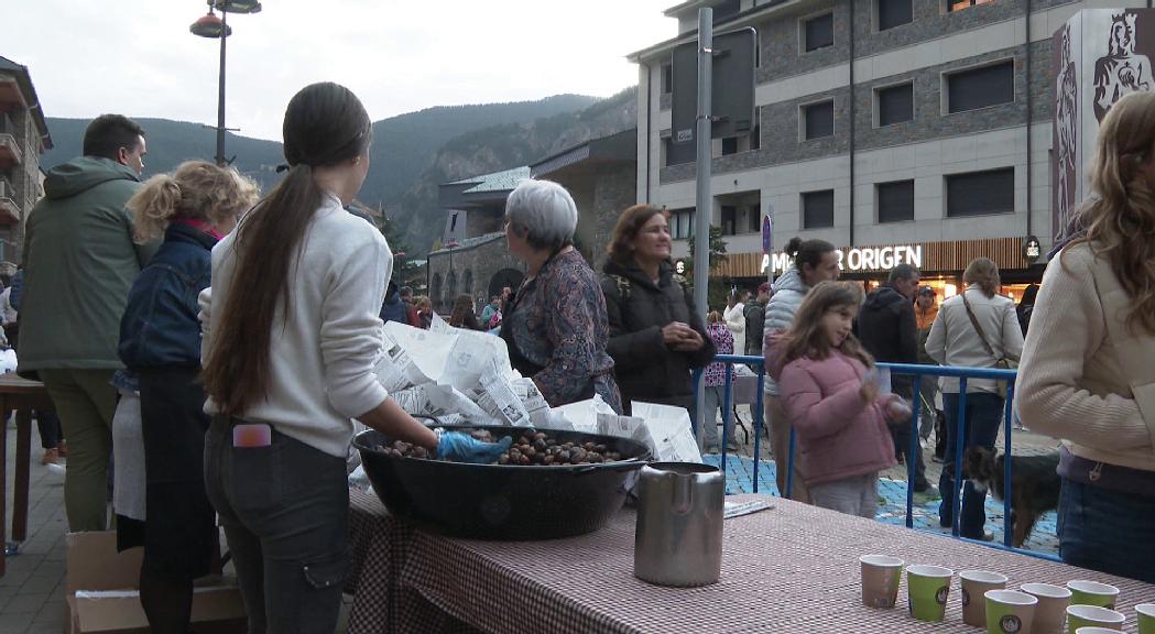 Canillo celebra la tradicional castanyada