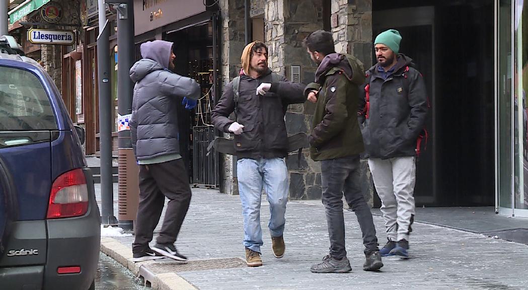 Canillo fa una enquesta als temporers per saber les seves necessitats