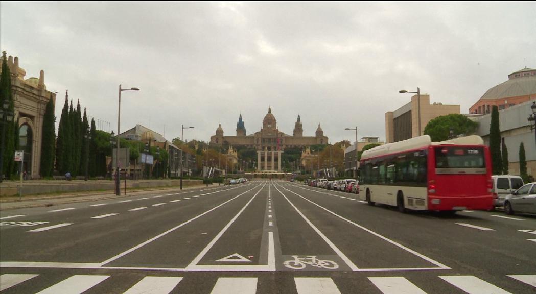 Canvis en el preu i les autoritzacions per als vehicles contaminants que volen accedir a la zona de baixes emissions de Barcelona