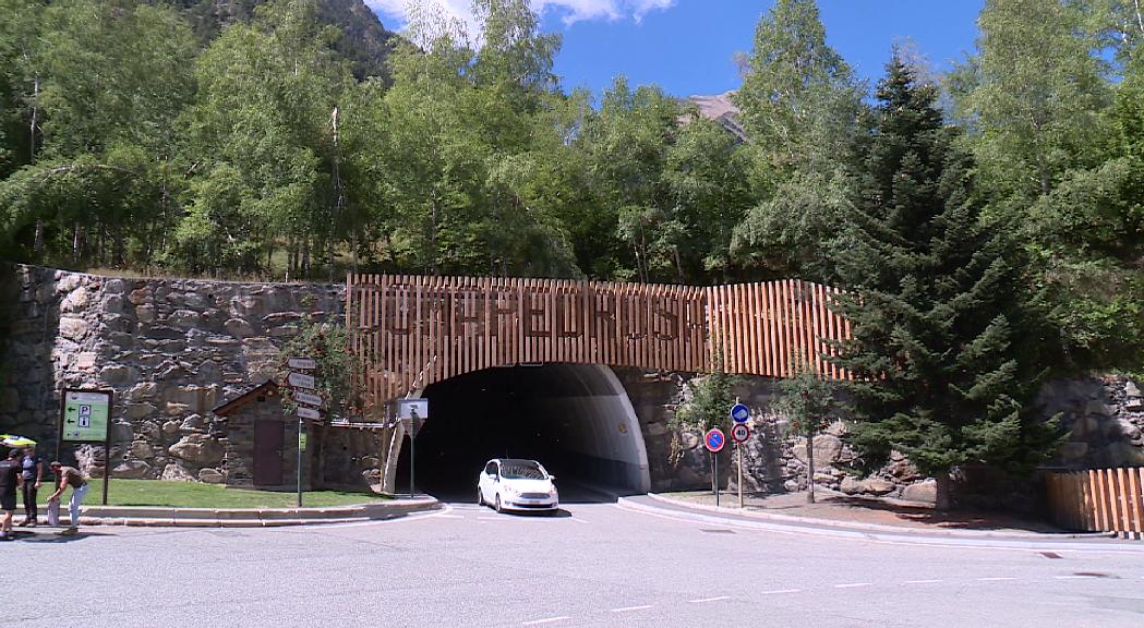 La caseta d'informació del Parc Natural del Comapedrosa registra 8.000 visitants aquest estiu