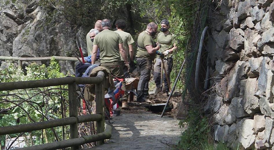 El mur d'un hort particular del rec del Solà ha cedit aquest dive