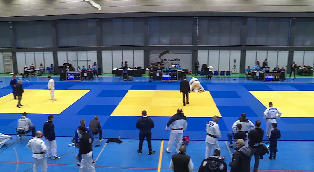 Un centenar de judokes en l'Open Internacional de veterans