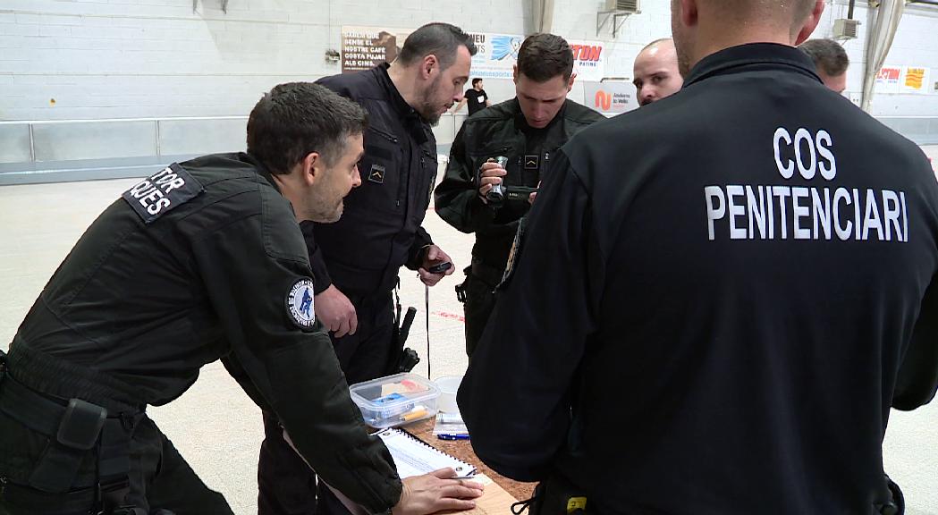 Comencen les proves per contractar agents penitenciaris