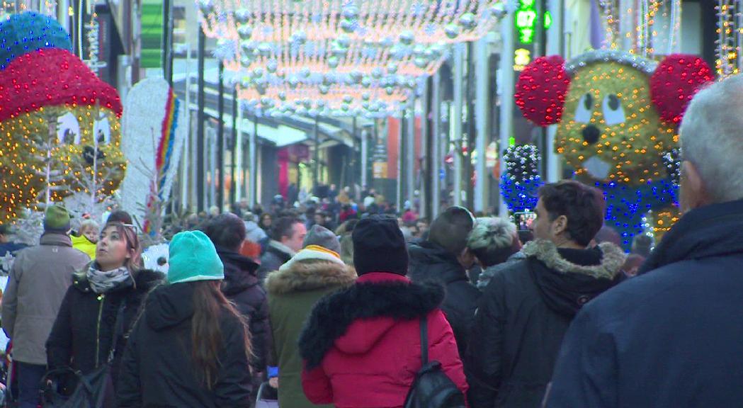 Els comerciants lamenten que la gran afluència de turistes per Nadal no hagi repercutit en la caixa