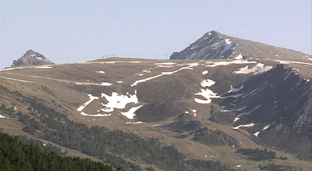 Els comuns reforçaran la vigilància per evitar l'accés de vehicles motoritzats a la muntanya