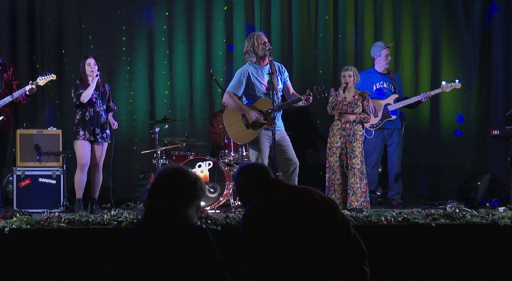 El concert d'Old School omple Canillo de rock'n'roll