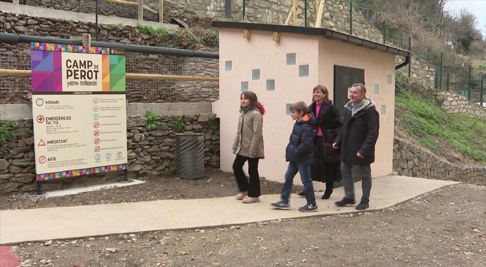 Els membres del Consell dels infants de Sant Julià coneixen de pr