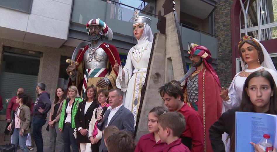 Correus ha emès un segell dedicat als Gegants de Sant Juli