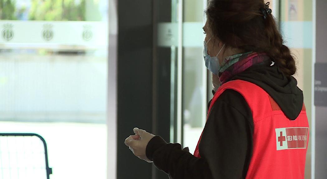 La Creu Roja creu que de cara al futur caldrà preveure material de protecció suficient