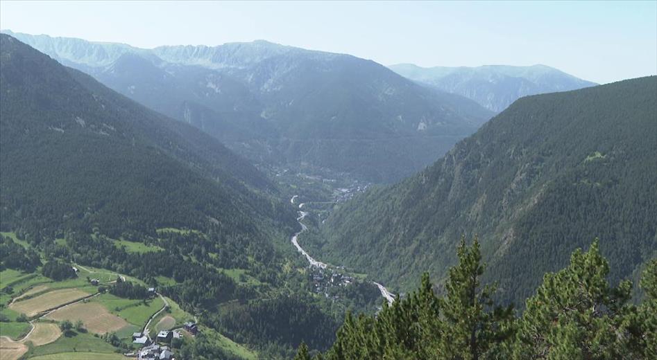 L'accident de parapent de divendres passat obre el debat sobr