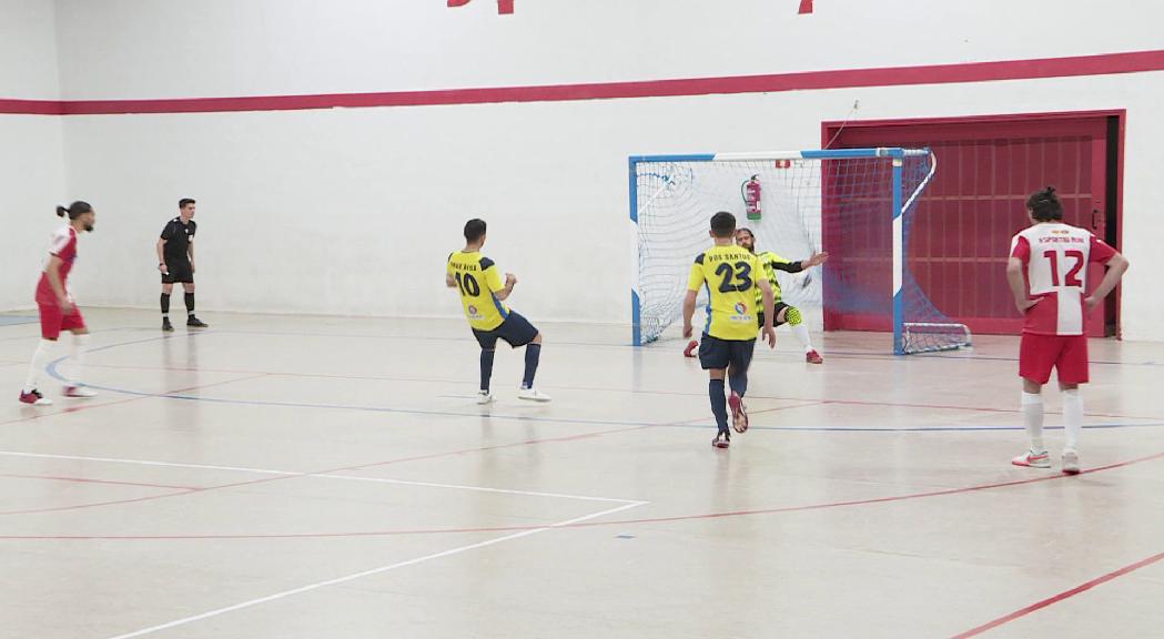 Derrota del Sant Julià de futbol sala contra el Rubí per 5 a 7