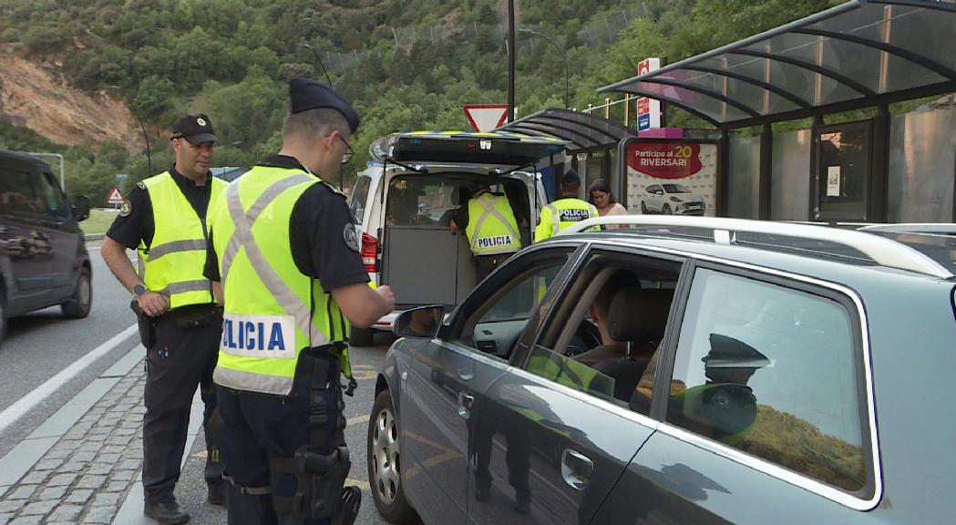 Detingudes dues persones la nit de Reis per donar positiu en controls d'alcoholèmia 