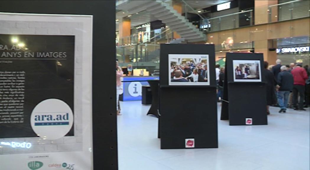 El diari digital "Ara" celebra els cinc anys amb una exposició fotogràfica