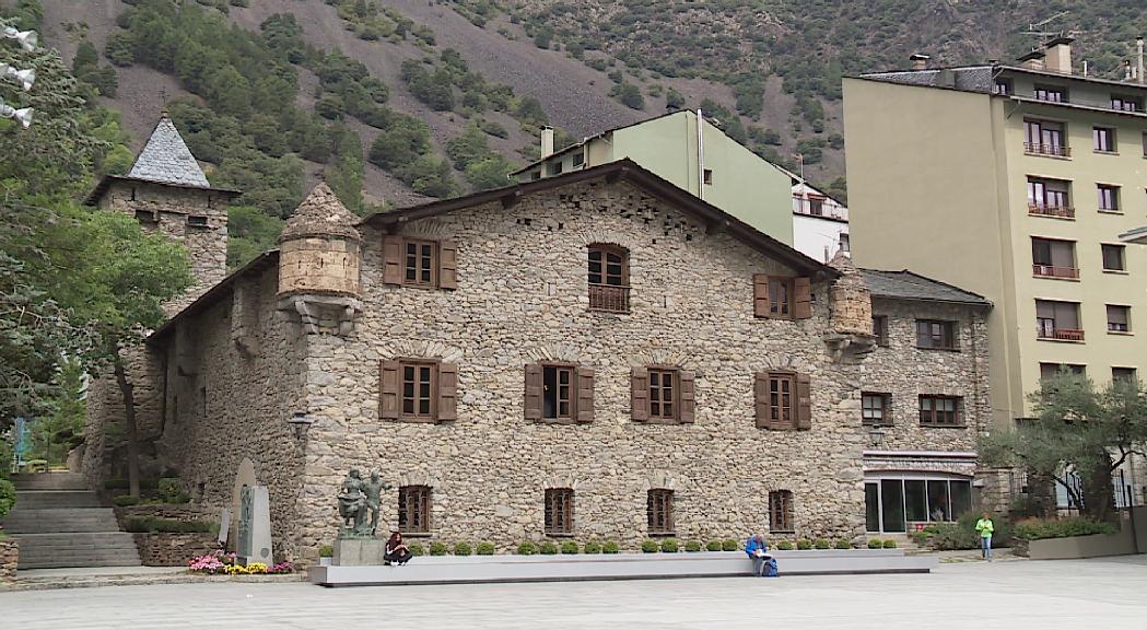 Dilmé rehabilitarà la Casa de la Vall 