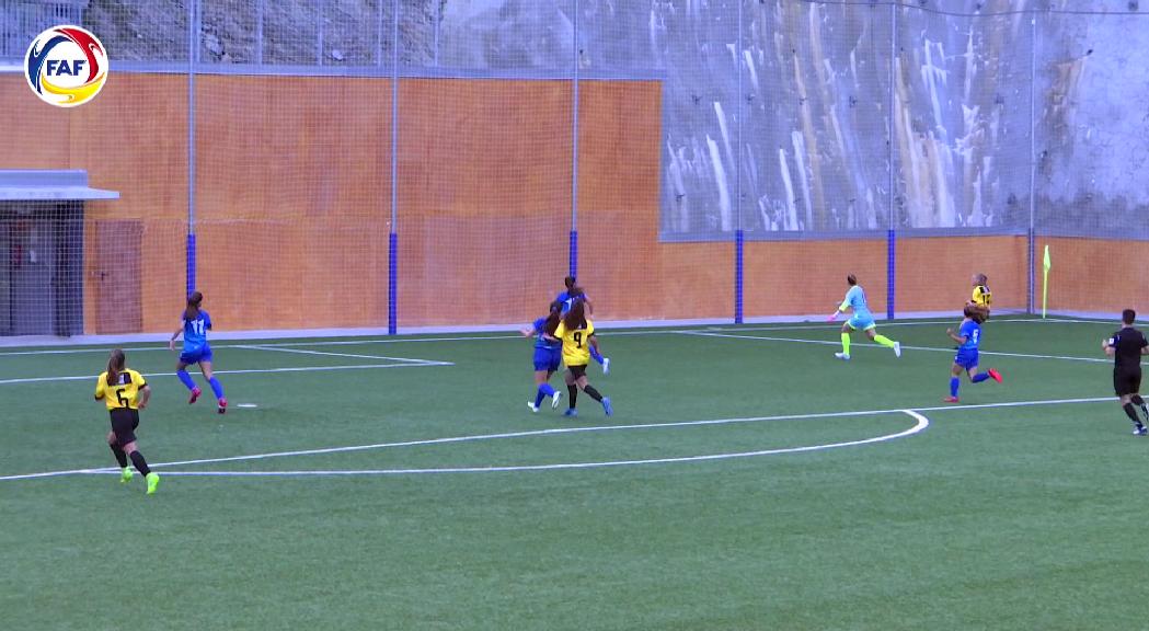 L'Enfaf femení debuta amb un empat a casa davant el Vic Riuprimer (1-1)