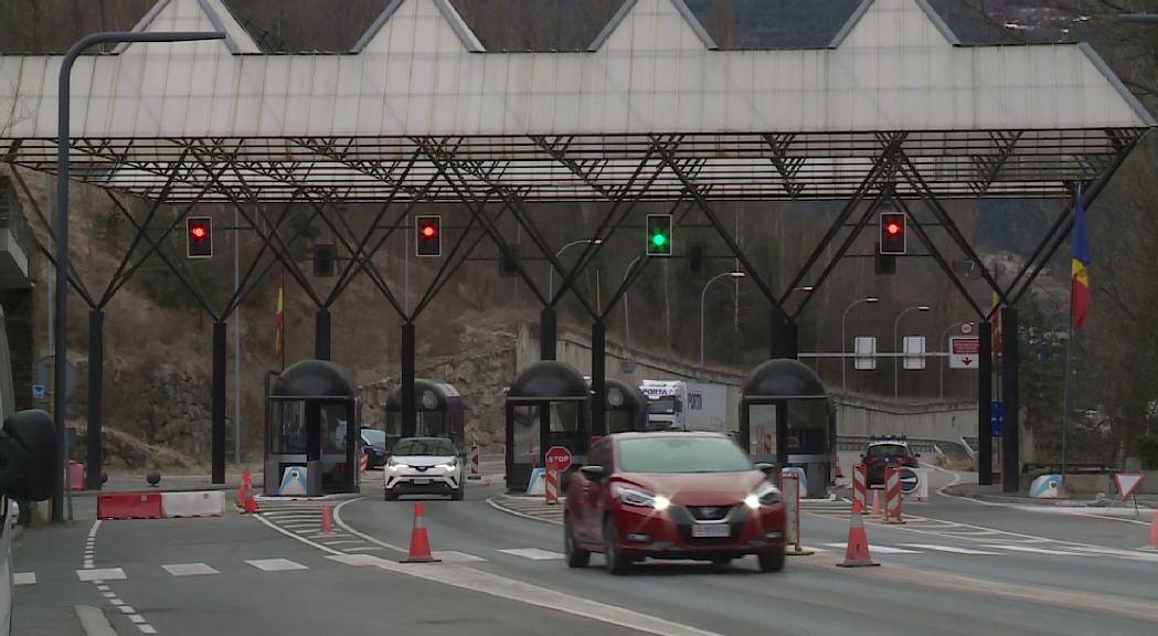 L'entrada de vehicles disminueix un 60% aquest Nadal a causa de les restriccions per la Covid-19