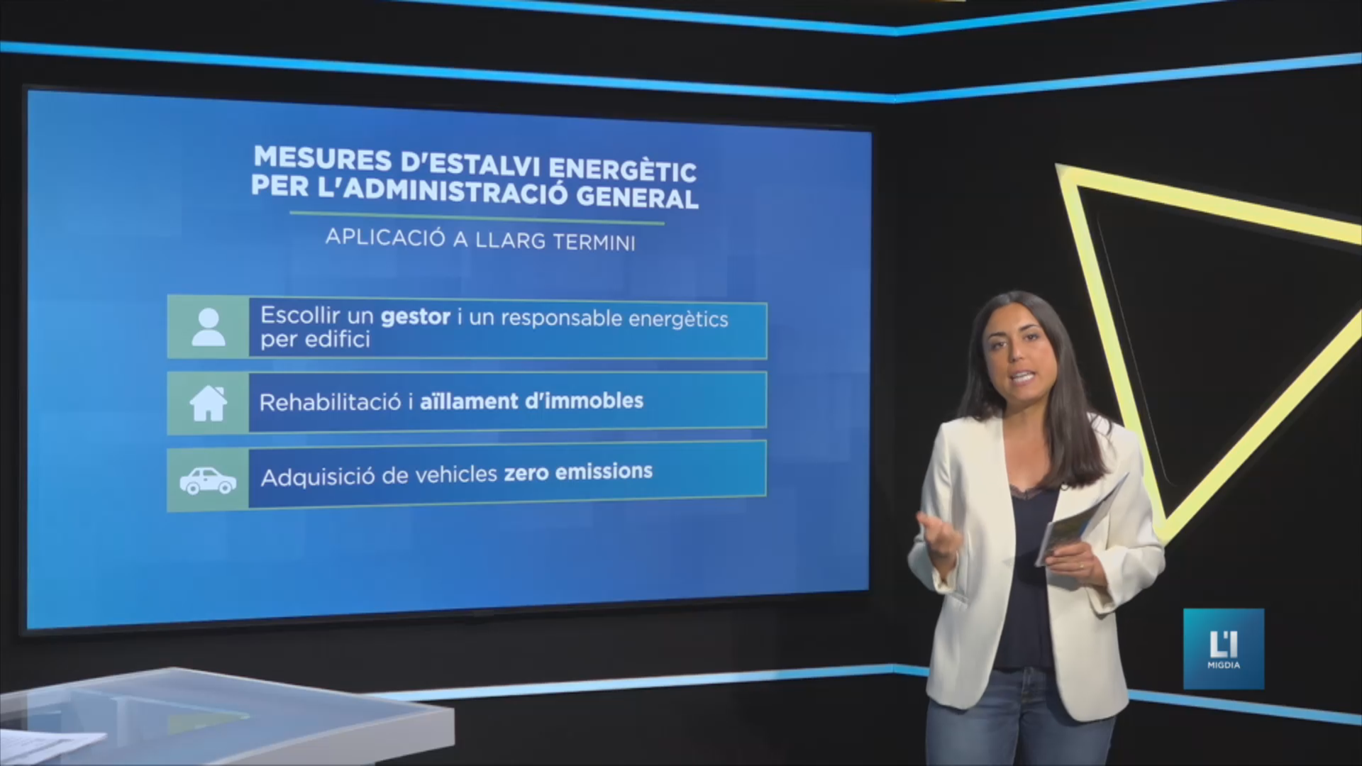 Entren en vigor les mesures d'estalvi energètic per l'administració general, mentre s'estudien accions amb comuns i sector empresarial