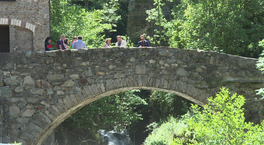 Escaldes-Engordany endega una campanya per recuperar el valor dels ponts històrics