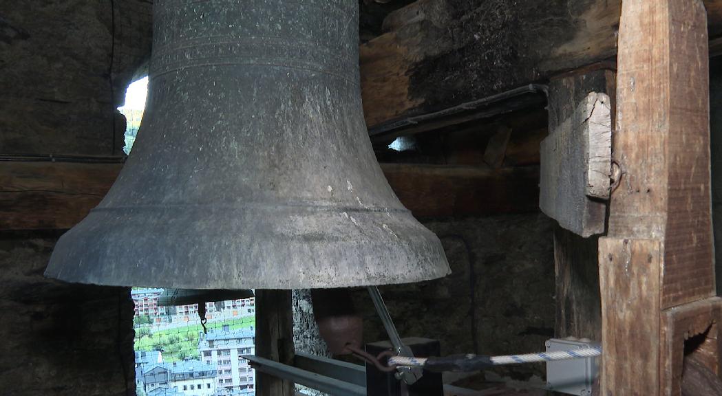 L'església de Sant Cerni de Canillo acull la presentació del llibre "Homes i dones de Canillo, als auficis! Les campanes i els campaners de la parròquia de Canillo" 