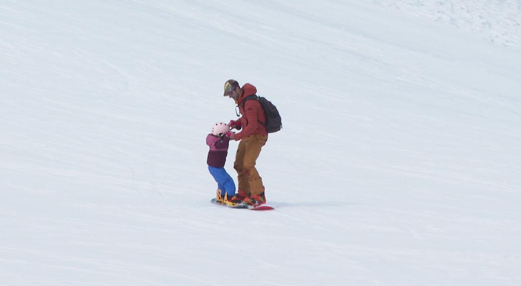 Esquí i surf de neu subvencionats per a joves residents de Canillo 