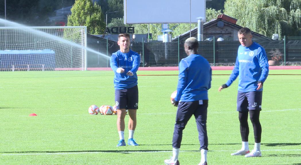 El FC Andorra buscarà guanyar el duel d'estils contra el Barça B