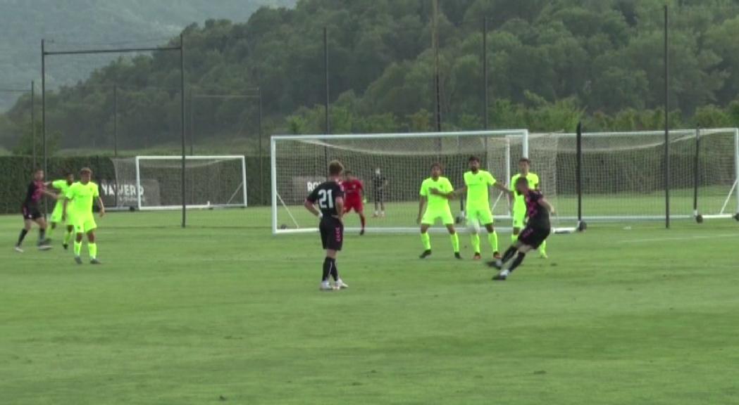 El FC Andorra comença la pretemporada guanyant un segona A amb un gol d'Izan