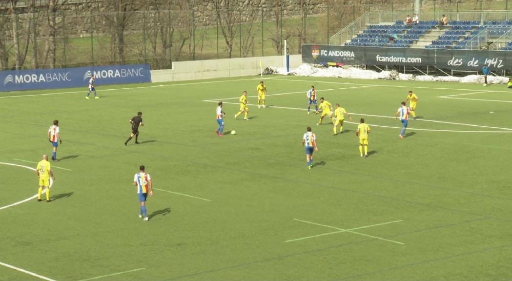 El FC Andorra guanya l'Oriola i trenca una ratxa de vuit jornades sense conèixer la victòria (2-1)