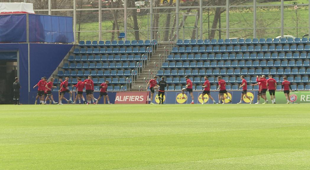 El FC Andorra vol guanyar al camp de l'Eibar, un líder intractable