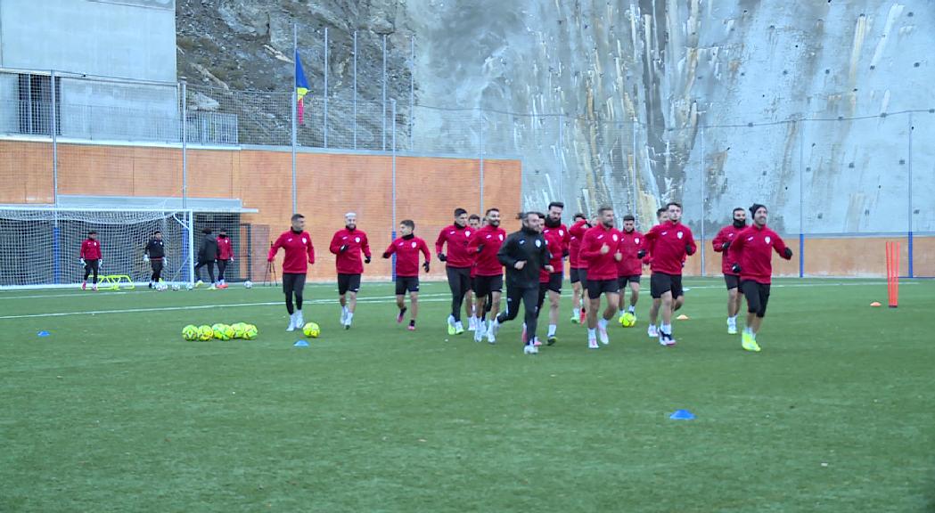 El FC Santa Coloma vol ser el primer a tombar el líder