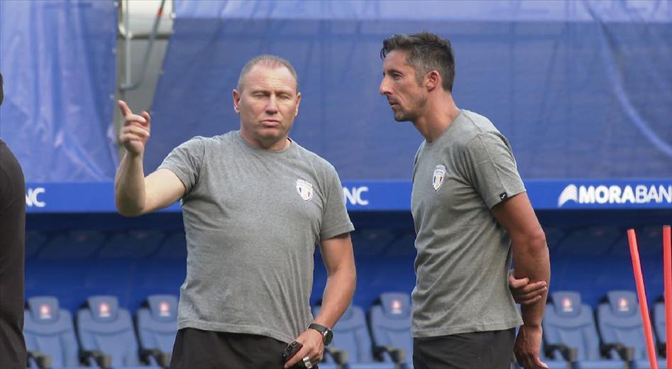 El Futbol Club Santa Coloma prepara el partit d'aquest dijous