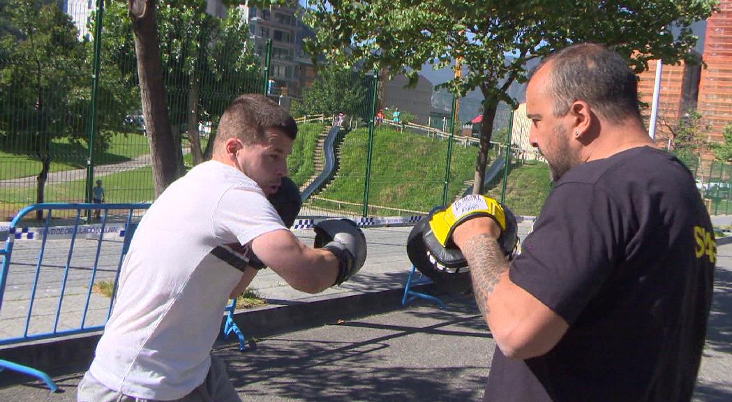 La Federació de Boxa celebra el dia internacional al Prat del Roure