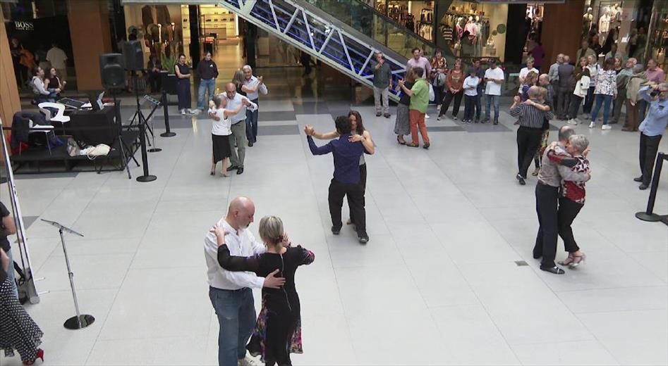 A Escaldes, el cap de setmana es diu Tango Experience. El festiva