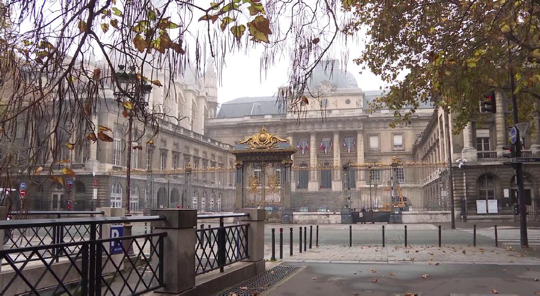 França confina tres departaments més per l'empitjorament de la situació sanitària