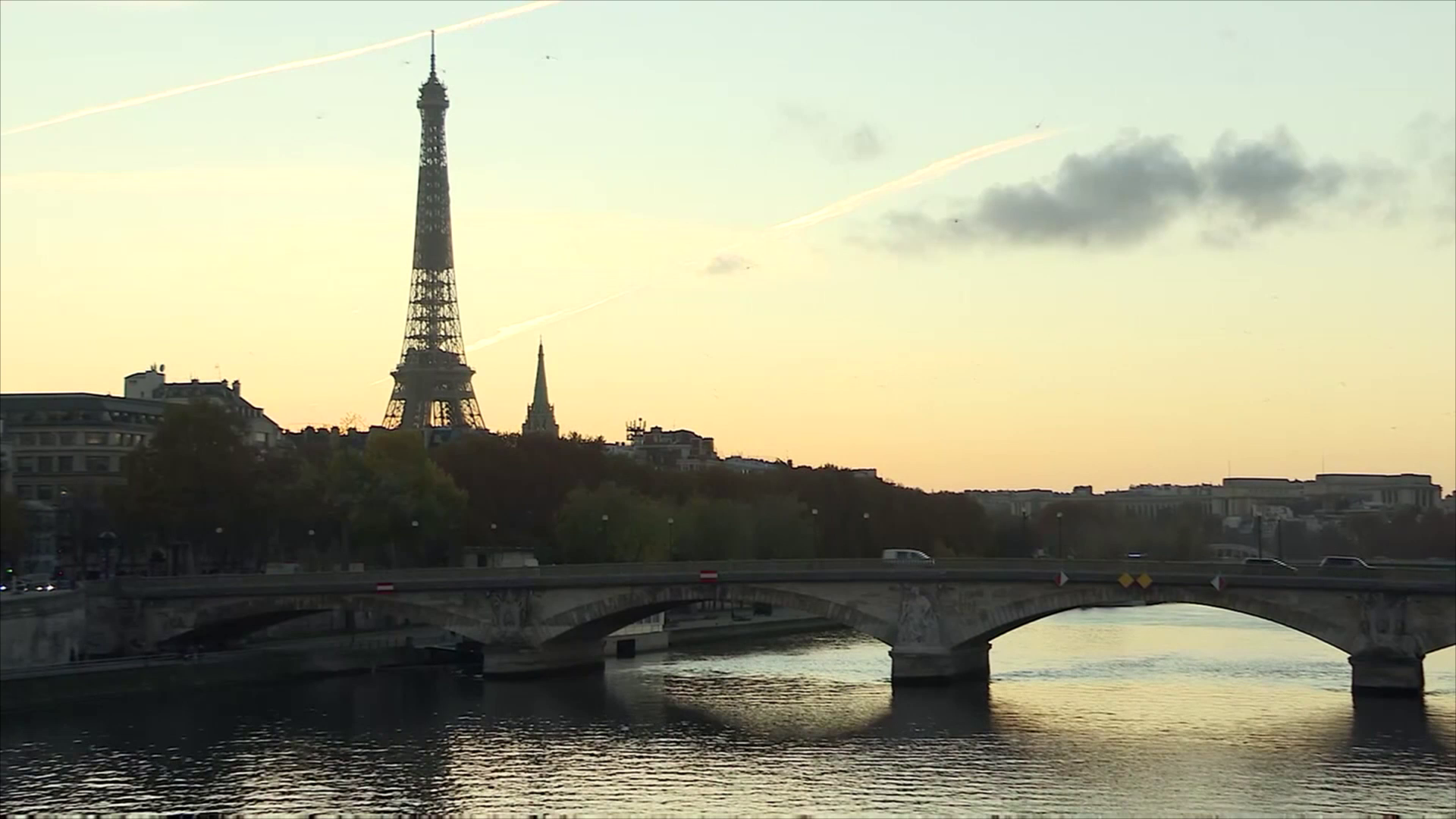 França podria decretar més restriccions per limitar els desplaçaments a l'estranger