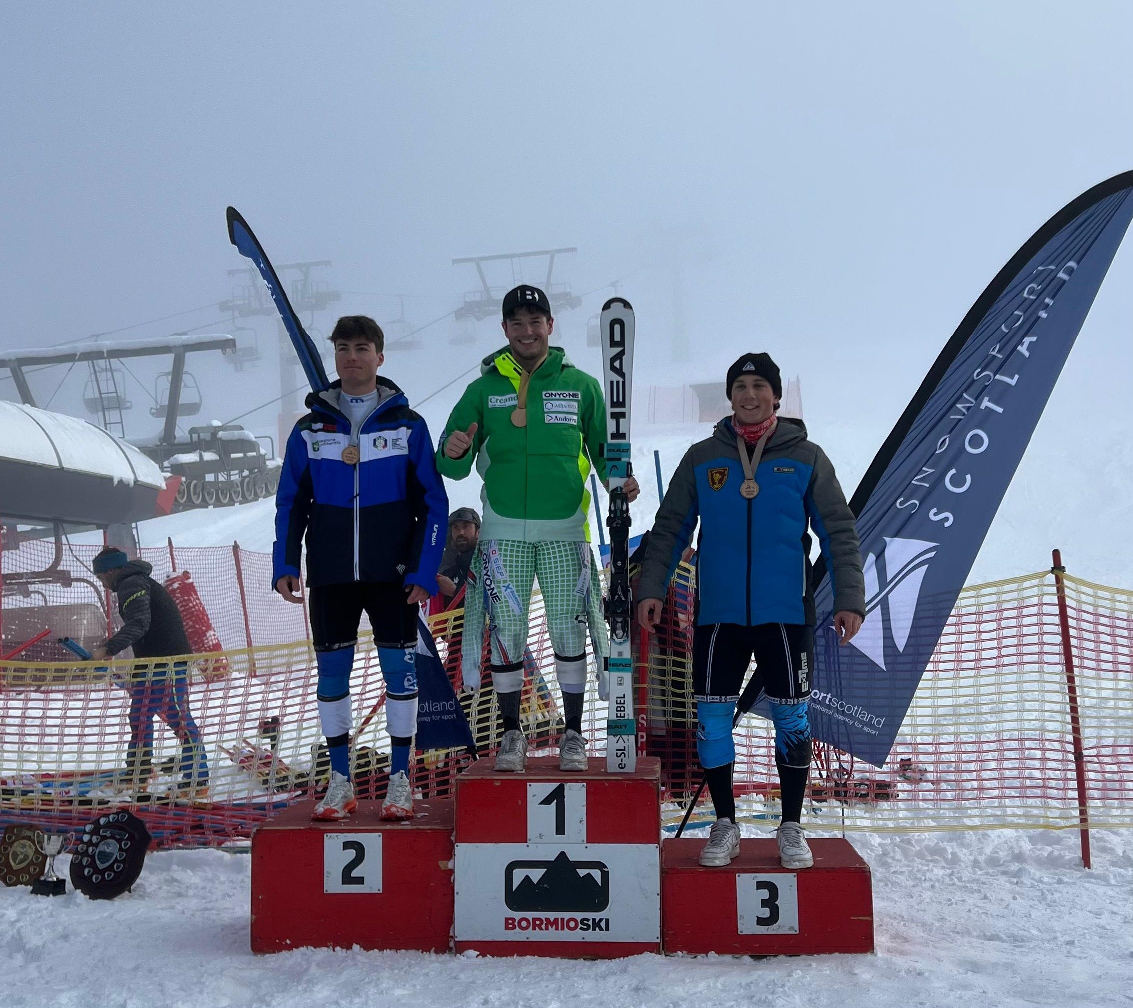 Gabriel fa doblet en eslàlom a Bormio