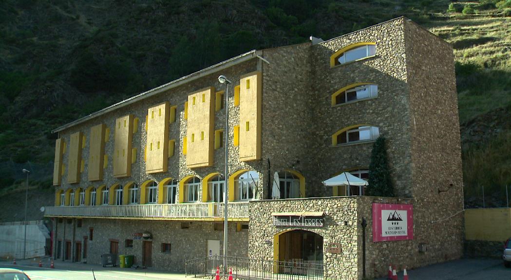 El Govern confia trobar una solució als ucraïnesos que al setembre han d'abandonar l'hotel on s'allotgen