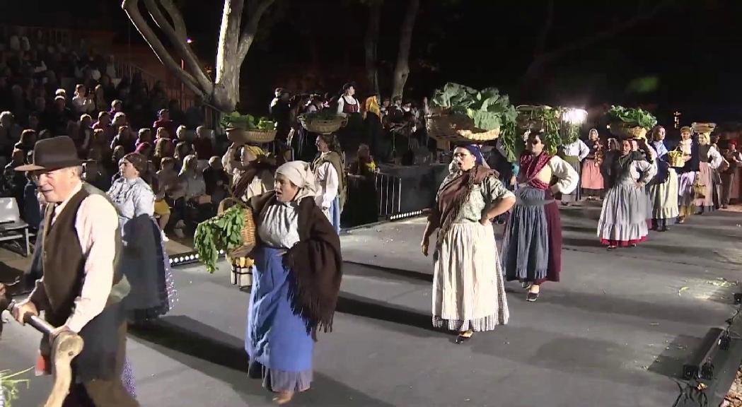 El Grup de Folklore Casa de Portugal participa en la 26a desfilada del vestit tradicional portuguès