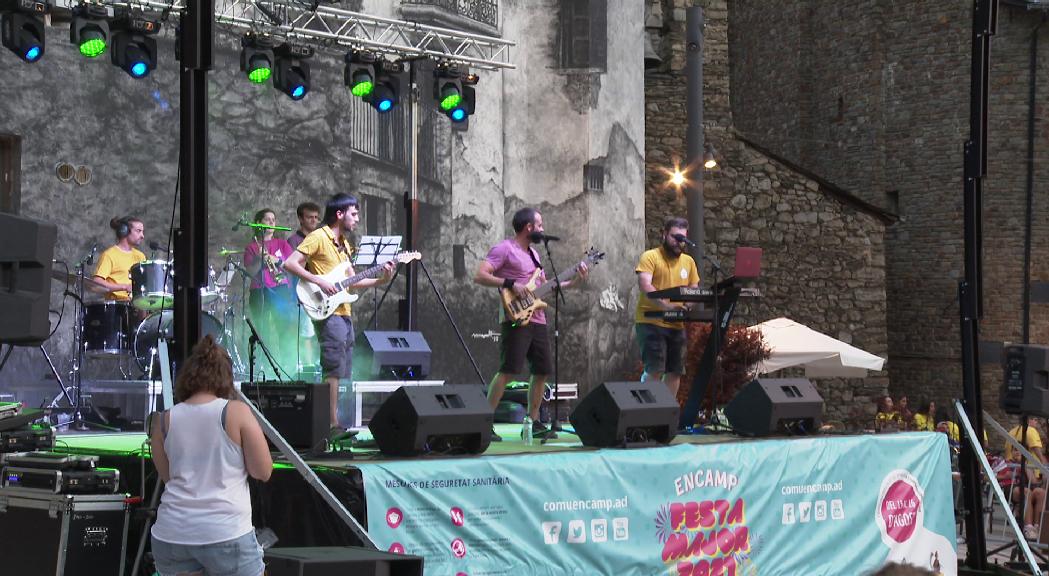 El grup La Traca i Bandarra Street Orkestra obren la festa major d'Encamp