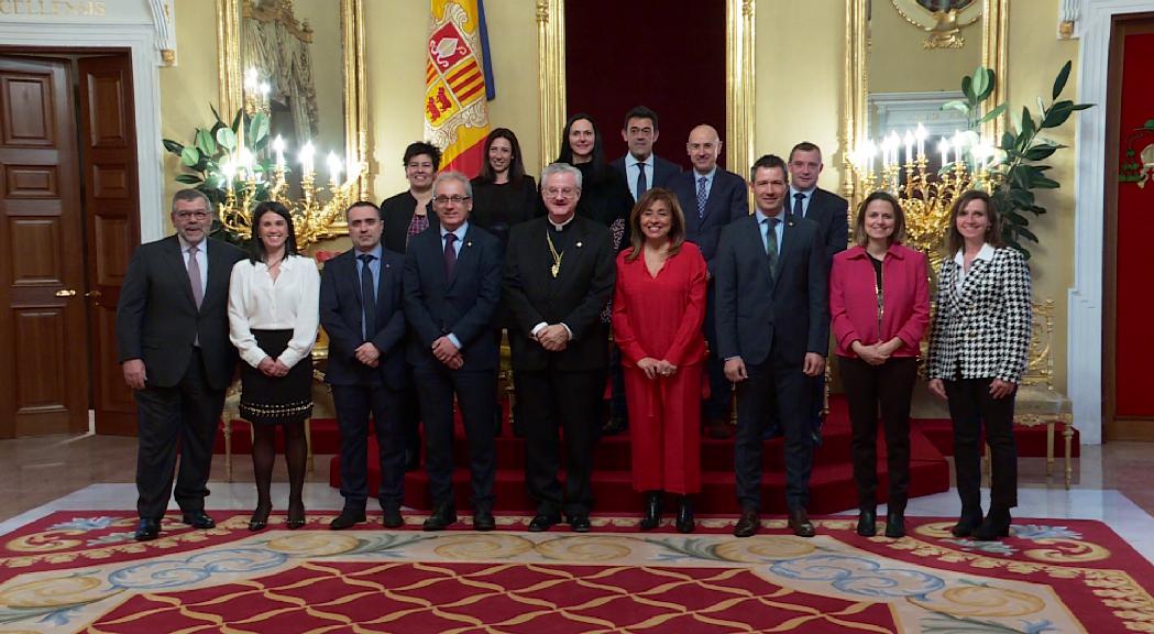 L'habitatge i el medi ambient centren la recepció del copríncep Vives als cònsols