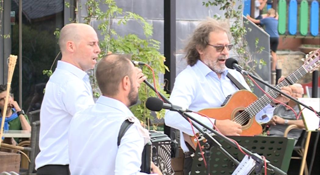 Les havaneres del grup Boira amenitzen la festa major de la Massana