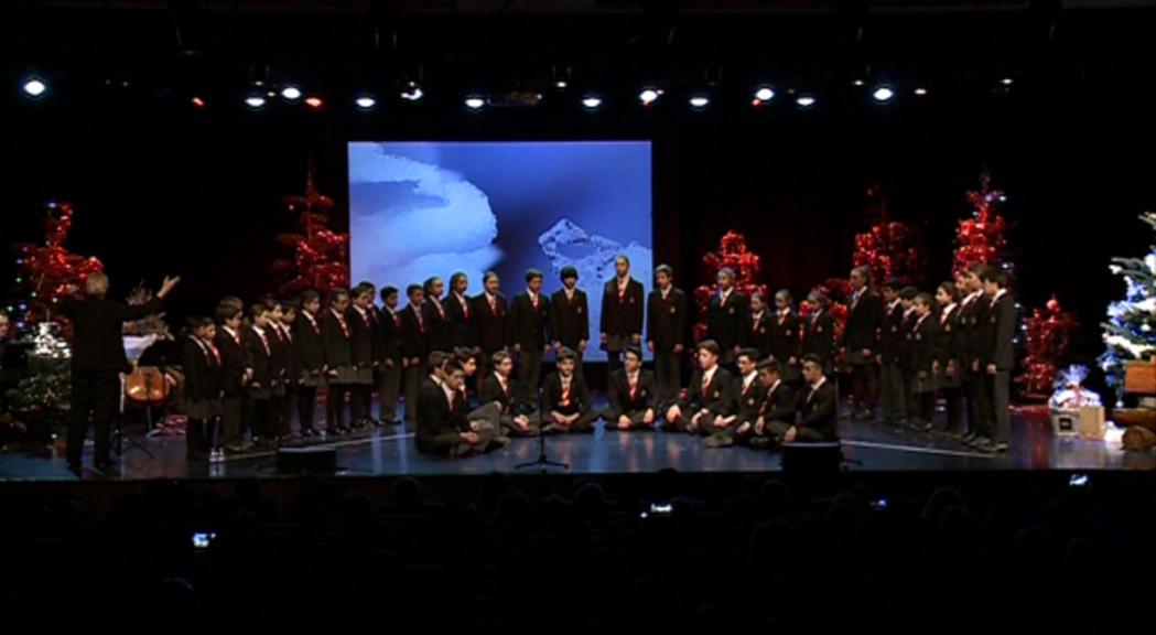 Homenatges i sorpreses en el concert dels Petits Cantors en benefici de l'escola de Meritxell
