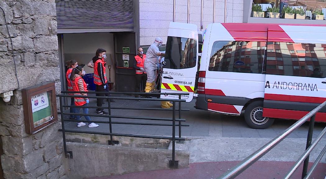 Els hotels amb padrins del Cedre i la residència Salita adapten els plans d'evacuació