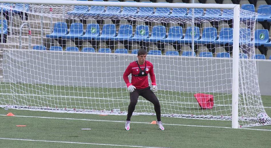 La coincidència del play-off d'ascens a segona amb el debut de la