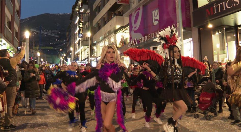 Obertes les inscripcions per participar en la rua conjunta de Car