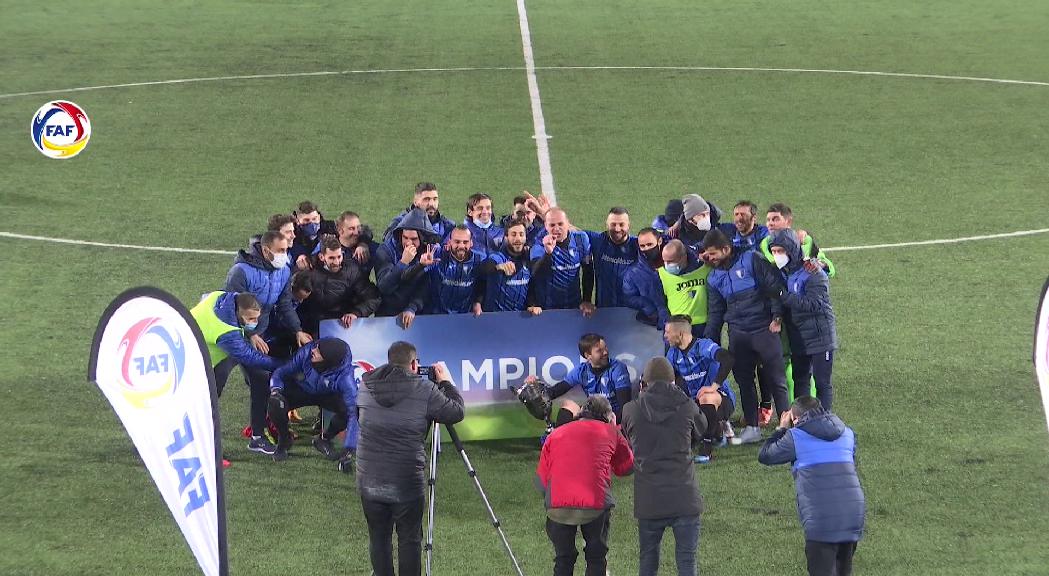 L'Inter d'Escaldes guanya la Supercopa i signa el primer triplet de la seva història