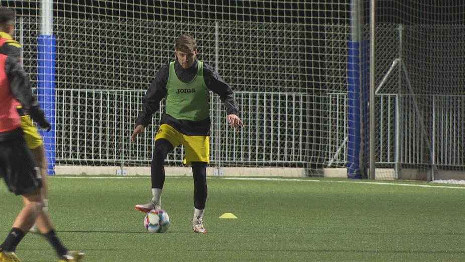 Els equips del futbol nacional comencen a preparar-se per a aques